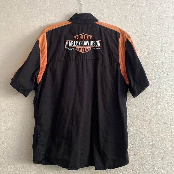 Harley-Davidson Button Up - Picture 6 of 8